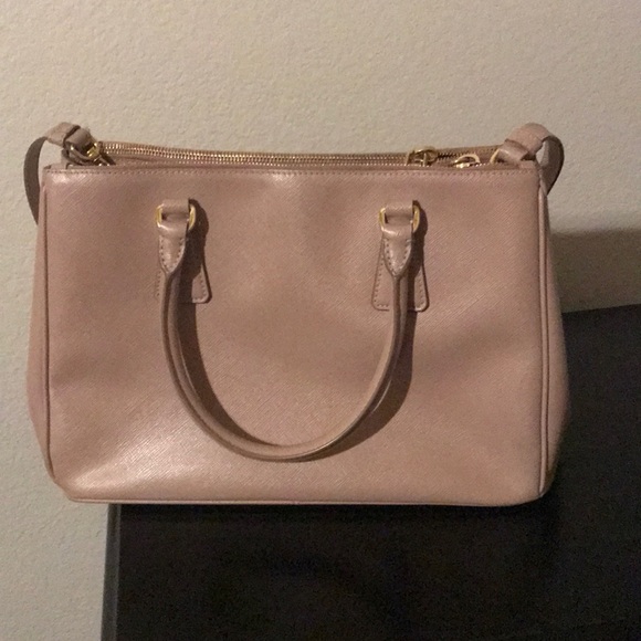 Prada Saffiano Lux Galleria Double-Zip Tote Cammeo - Picture 5 of 16